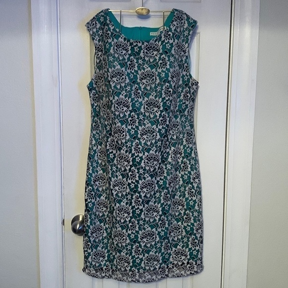 Madison Leigh Green and white Dreas Size 12 #224 - Picture 1 of 10